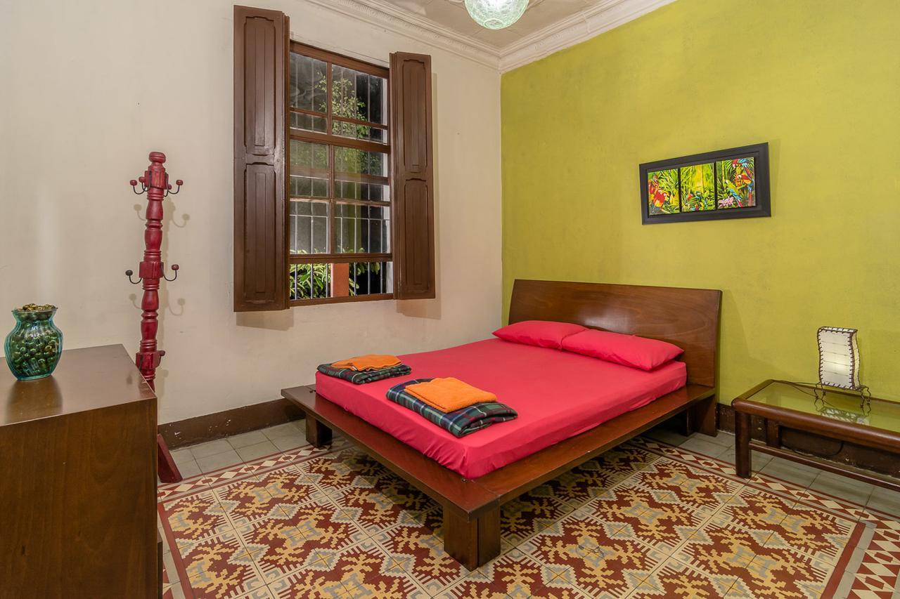Raiz Hostel Медельин Экстерьер фото