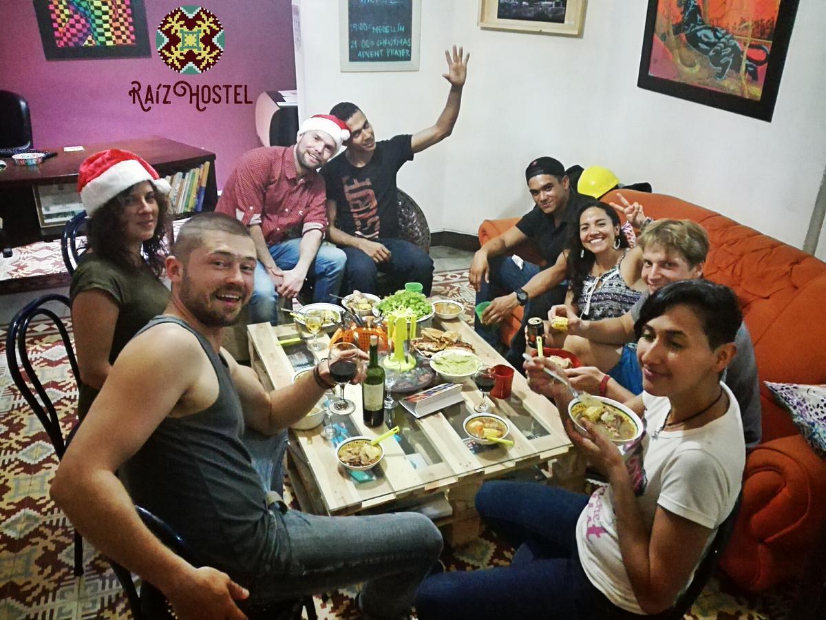 Raiz Hostel Медельин Экстерьер фото